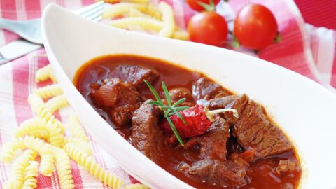 goulash, flesh, beef-1696586.jpg