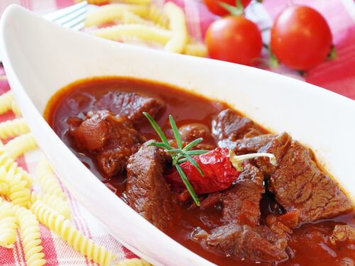 goulash, flesh, beef-1696586.jpg