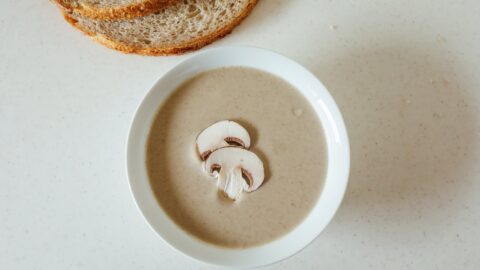 overhead shot of mushroom soup